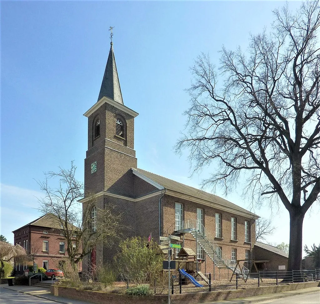 Evangelische Kirche (Jüchen-Kelzenberg)