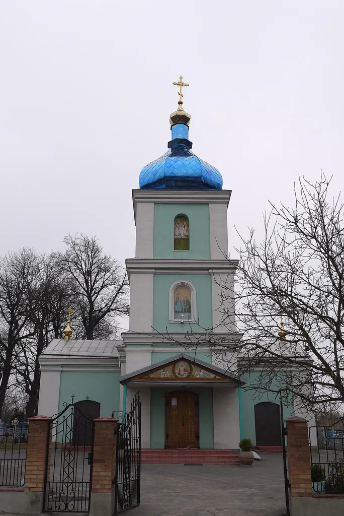 Церква Св. Трійці, Хмільник, вул. М. Вербицького (Пархоменка), 2