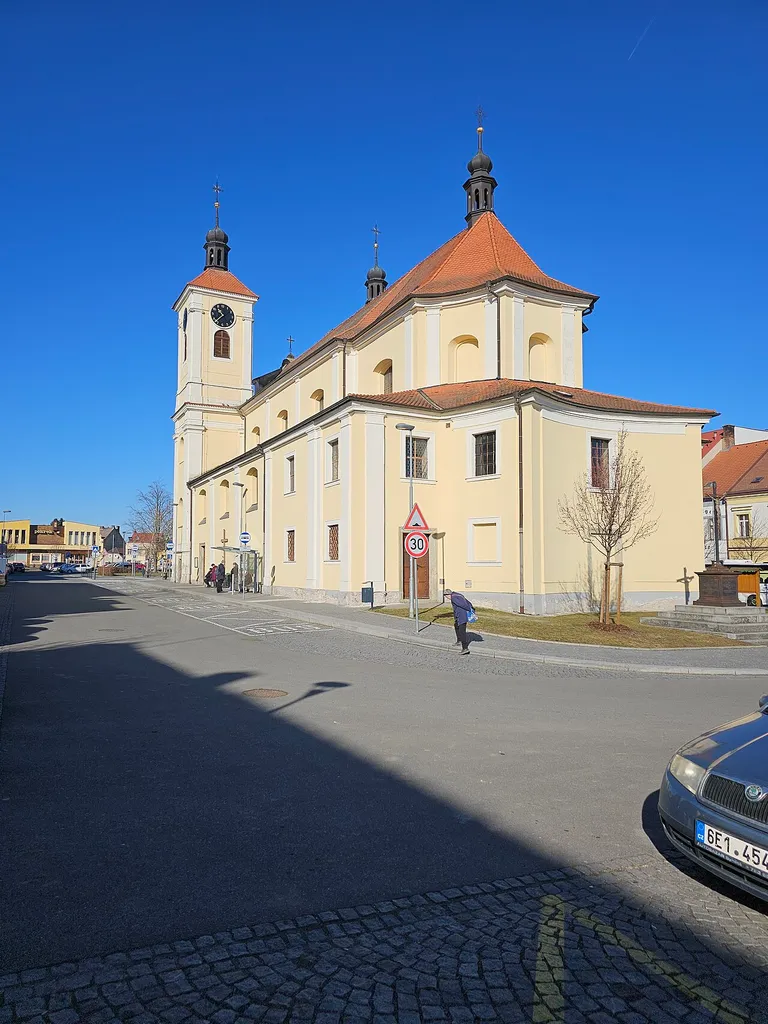 kostel Nejsvětější Trojice v Chrasti