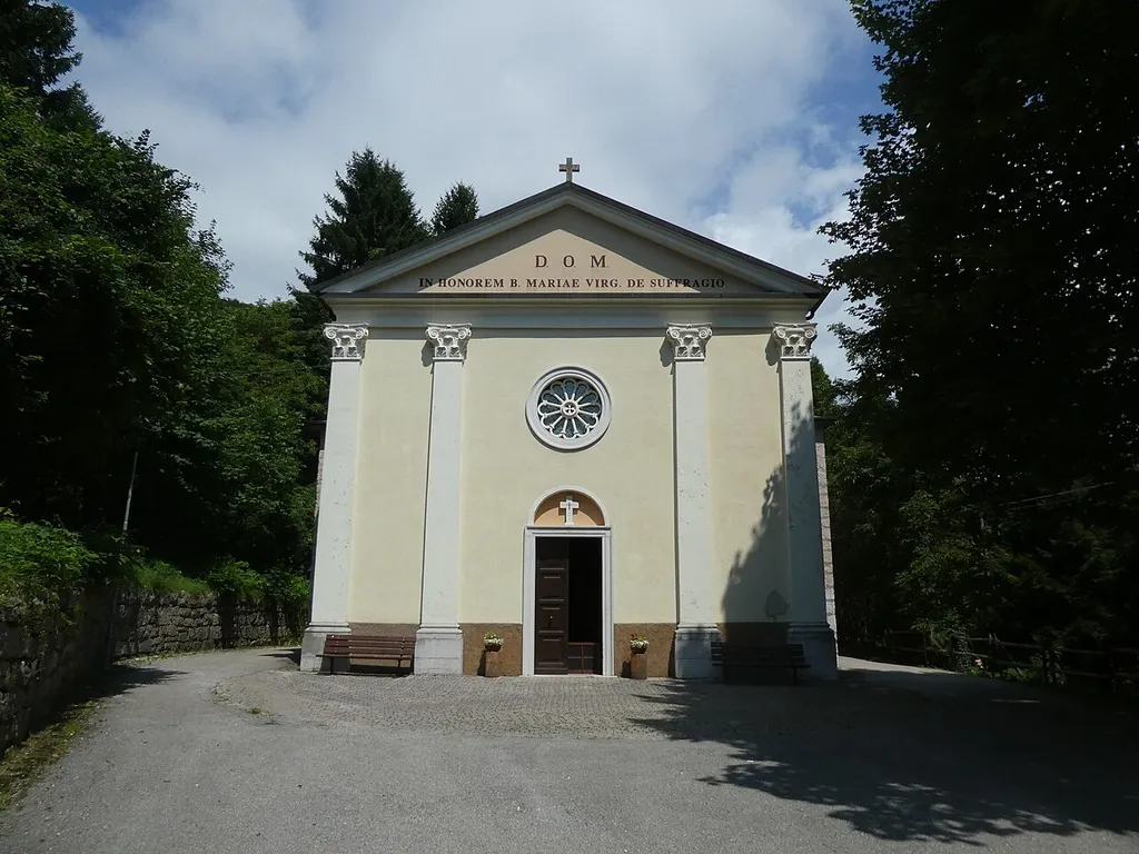 Piazza Campana (Lusiana Conco, Veneto, Italy), Beata Vergine del Suffragio church
