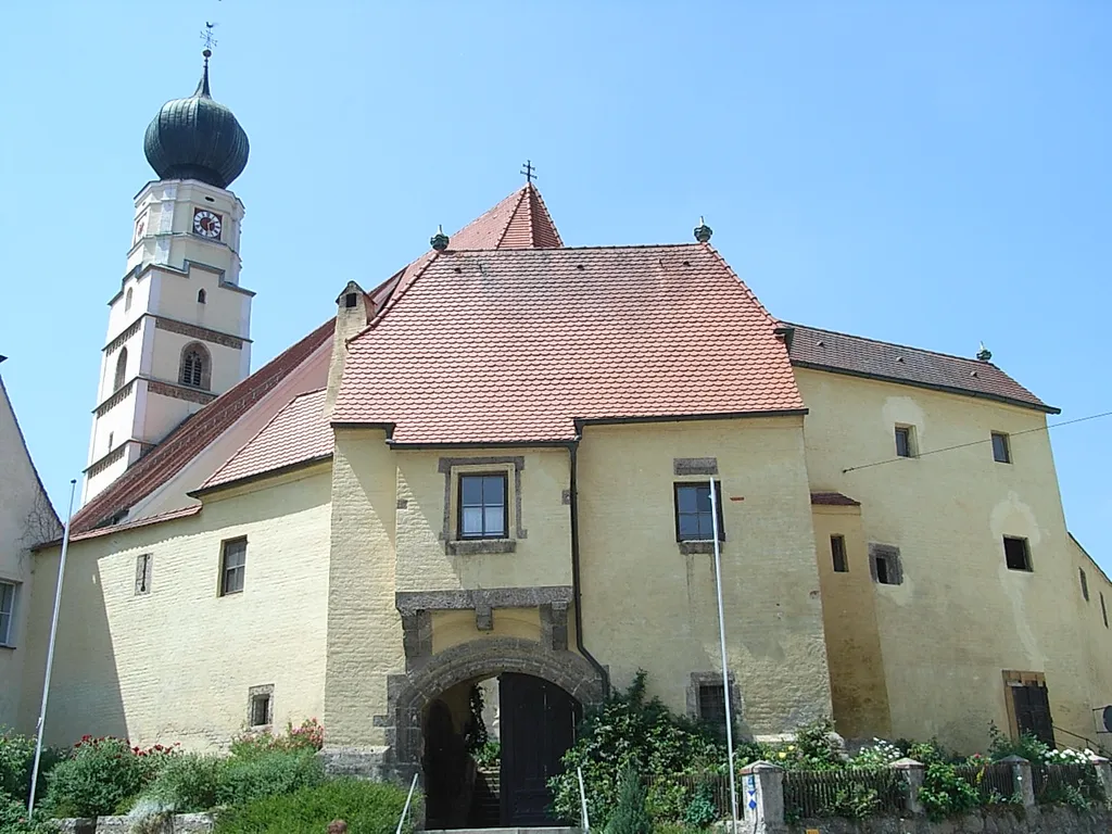 Kößlarn, Holy Trinity Parish Church and fortifications from north-east.