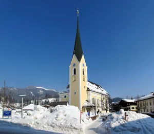 Pfarrkirche hll. Petrus und Paulus, Kössen