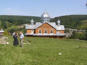 Church of the Resurrection, Yahlush