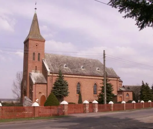 Kościół Stygmatów św. Franciszka w Szumie