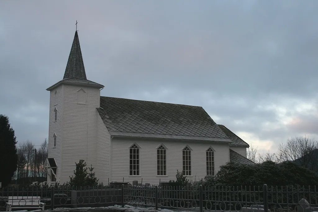 Valestrand kirke