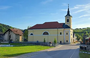 Holy Cross Parish Church