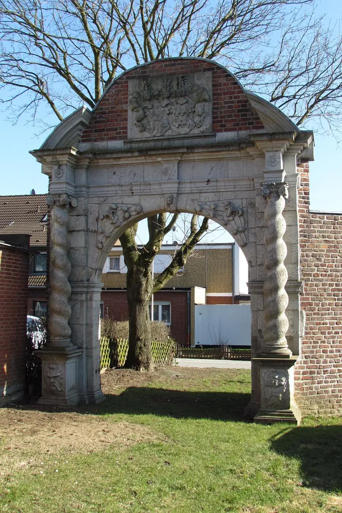 This is a photograph of an architectural monument.It is on the list of cultural monuments of Grevenbroich, no. 39.