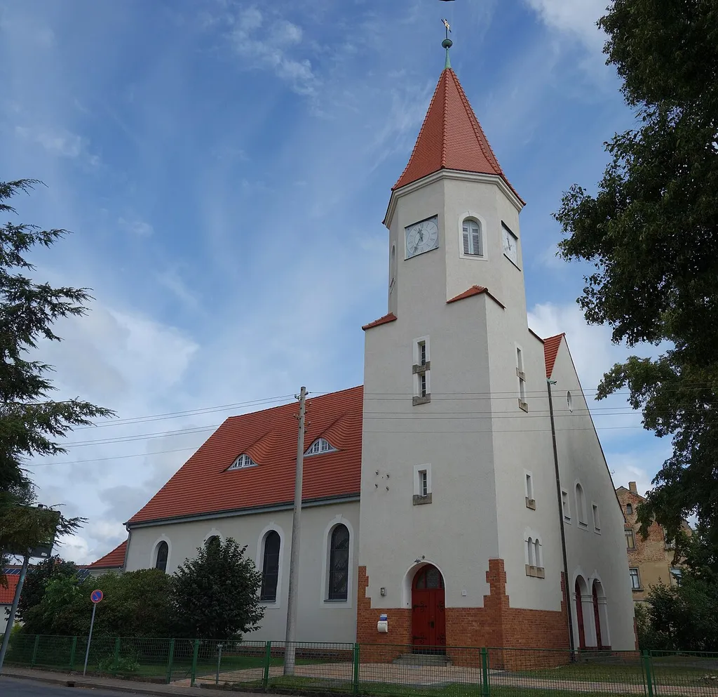 South-south-eastern view of church in Hosena, Senftenberg municipality, Oberspreewald-Lausitz district, Brandenburg state, Germany.