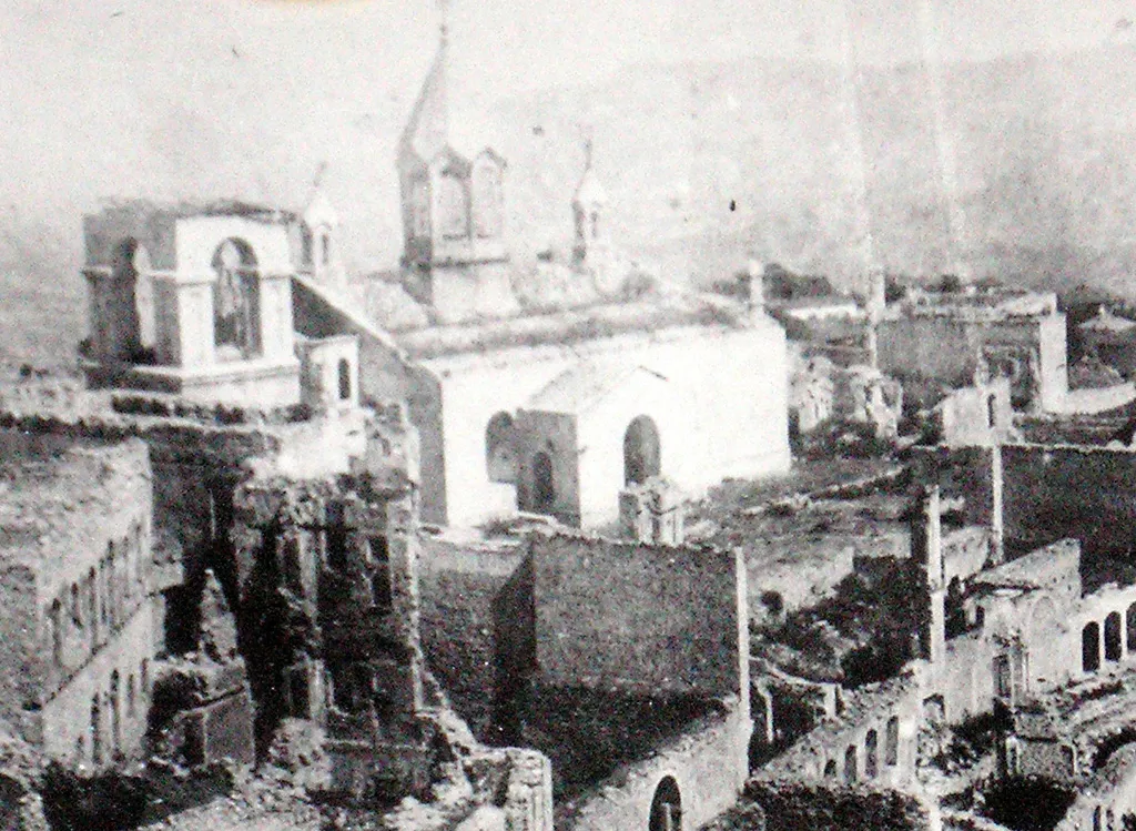 This is a photo of a monument in Azerbaijan identified by the ID 5041