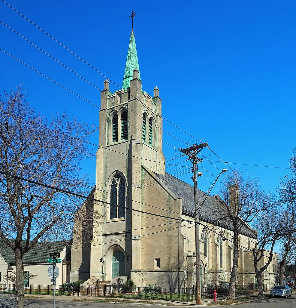 Mindekirken (Norwegian Lutheran Memorial Church), 924 E 21st St, Minneapolis, Minnesota, USA. Viewed from the southeast.