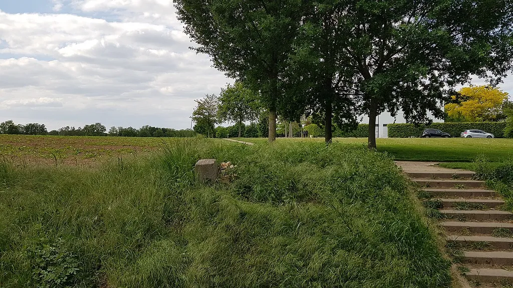 Belgium-Netherlands boundary stone no. 85a