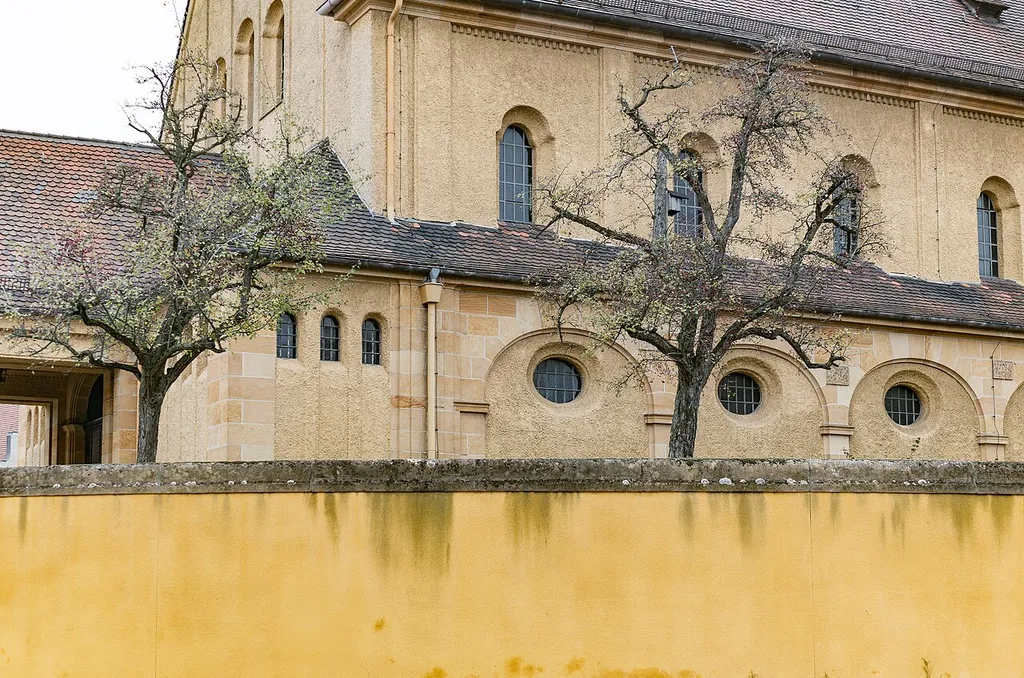 Nürnberg: Kath. Pfarrkirche St. Willibald, von Süden