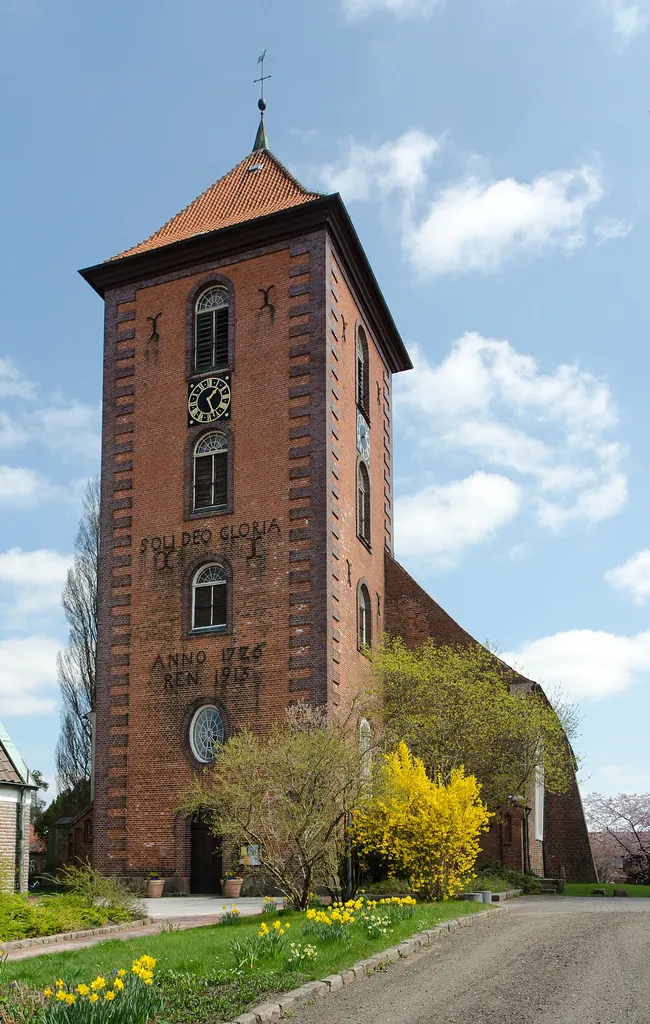 Preetz Kirche von Südwesten