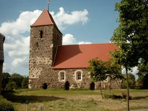 Drahnsdorf village church