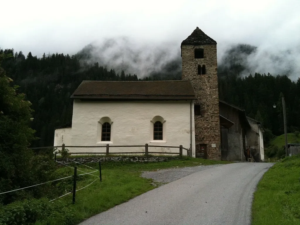 Kirche San Niclà in Strada im Engadin (Gemeinde Tschlin)