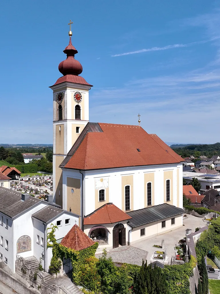 Southwest view of the parish church of Bad Wimsbach.