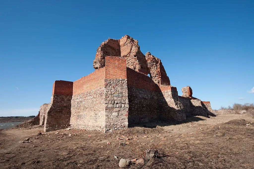 Bobrowniki - ruiny zamku, ok. 1398, poł. XVII