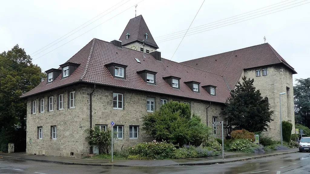 Johanneskirche mit Gemeindehaus in Kornwestheim