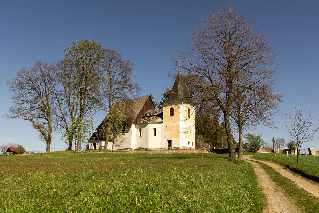 Mezilesí - kostel sv. Jakuba