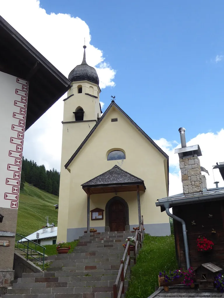 Penia (Canazei, Trentino, Italy), Saint Sebastian and Roch church
