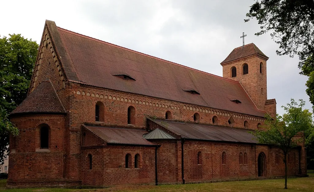 romanische kirche st. nicolai in brandenburg an der havel