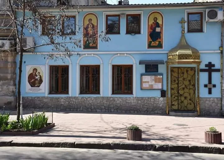 Храм Святого Апостола Андрія Первозваного УГКЦ - Гімназична 22-24.
