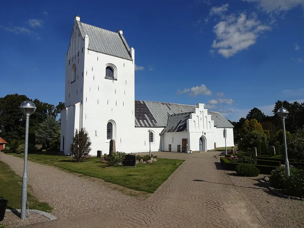 Albæk ist ein Ort in der dänischen Sogn Albæk-Lyngså und gehört zu Kommune Frederikshavn