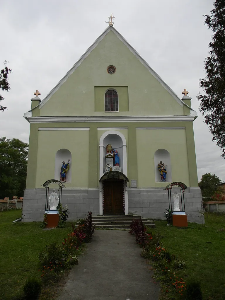 Церква Св. Преображення Господнього, с.Осталовичі,