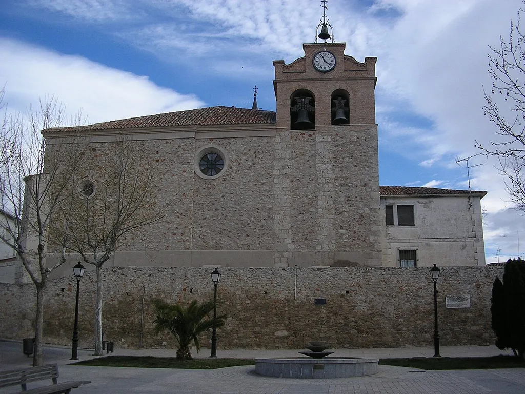 La Iglesia de Estremera, un pueblo a 65 km al sureste de la ciudad de Madrid.