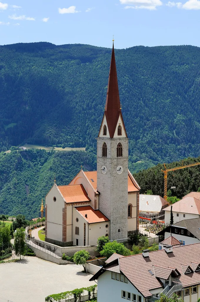 AUNA DI SOTTO LA CHIESA