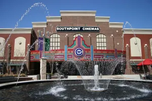AMC Southpoint 17