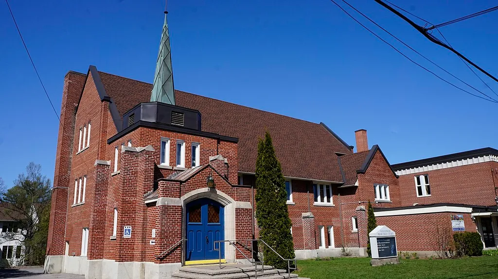 Westminster Presbyterian Church (church in Ontario Westboro, Canada)