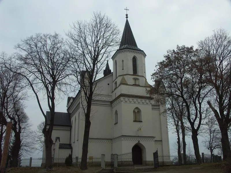 Neogotycki kościół w Brzyskach wybudowany pod koniec XIX wieku (powiat jasielski)