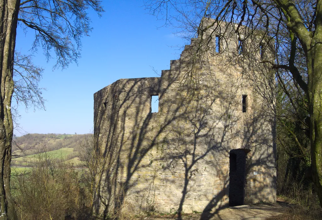 Burgruine Geyersburg ins Blickrichtung Nordwest.