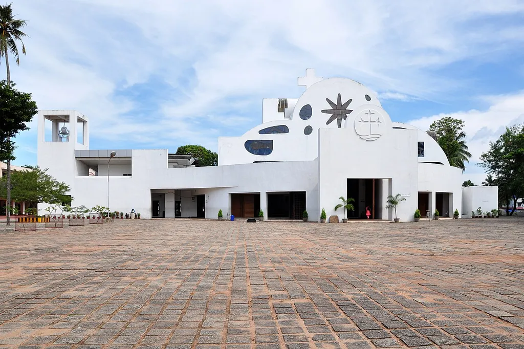 Parumala Church(St Peters & St Paul Orthodox Church, Parumala)