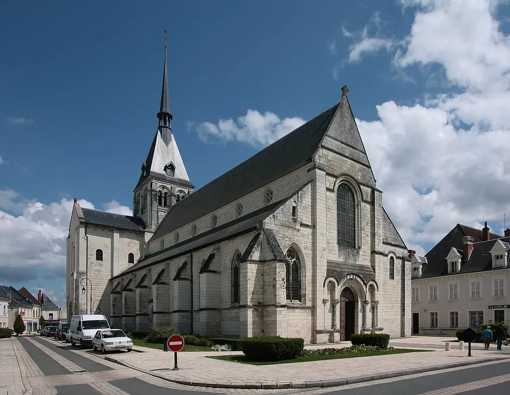 Selles-sur-Cher im Département Loir-et-Cher/Frankreich - Kirche Notre-Dame-la-Blanche, Abbatiale Saint-Eusice.