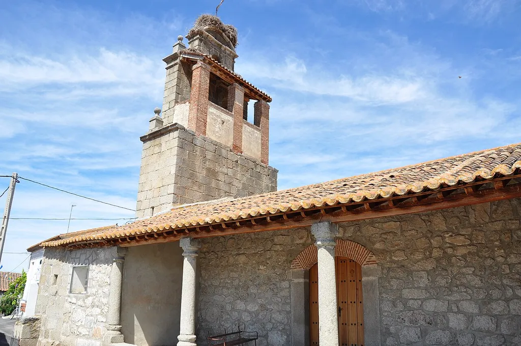 Iglesia de la Parroquia de San Juan Bautista, Blacha, Ávila, España.