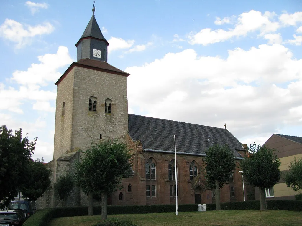 die evangelische Kirche in Westuffeln