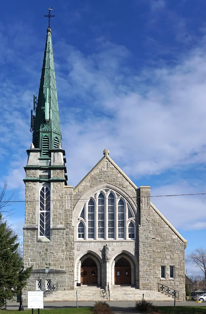 Façade de l'église Saint-Charles-Garnier de Québec (Ville de Québec).