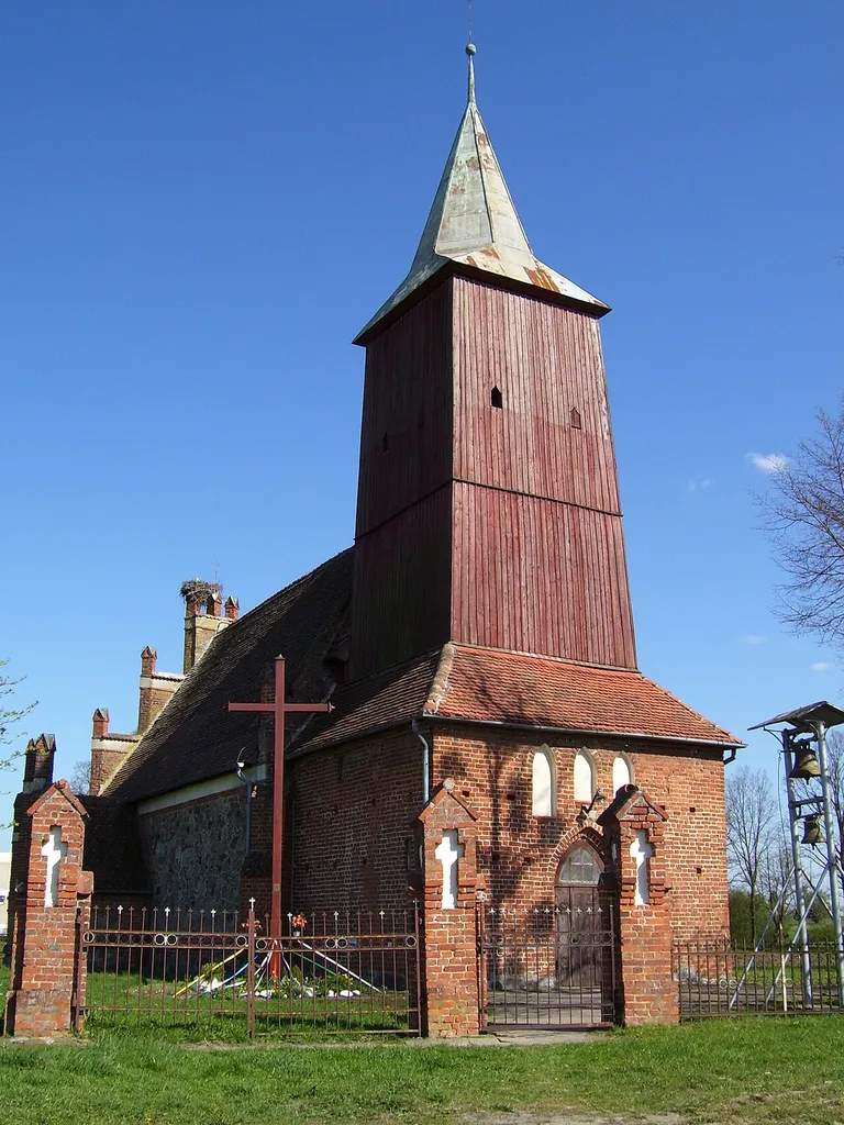 Dzietrzychowo - kościół p.w. Matki Boskiej Różańcowej (zabytek nr rejestr. A-729)