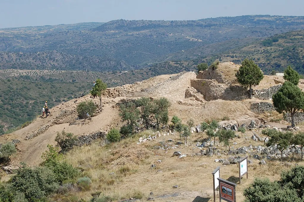 Castelo dos Mouros de Vilarinho dos Galegos