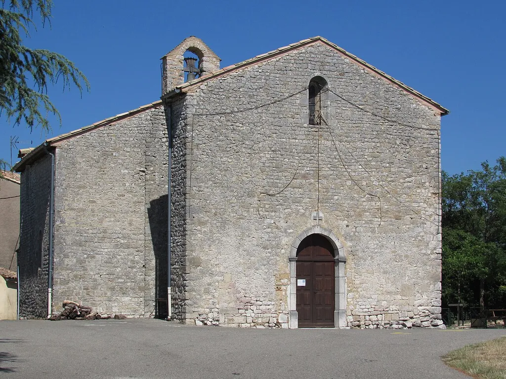 église romane Saint Vincent, au hameau de Saint-Vincent-de-Gras