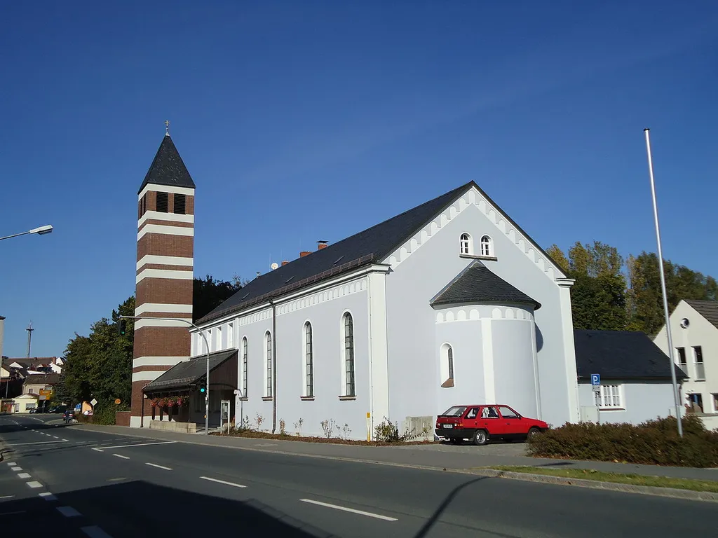 Evangelische Erlöserkirche in Tirschenreuth 2011