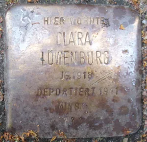 Stolperstein dedicated to Clara Löwenburg