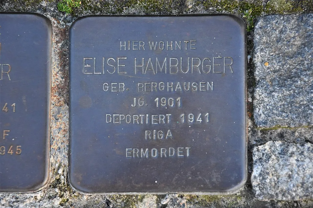 Stolperstein dedicated to Elise Hamburger