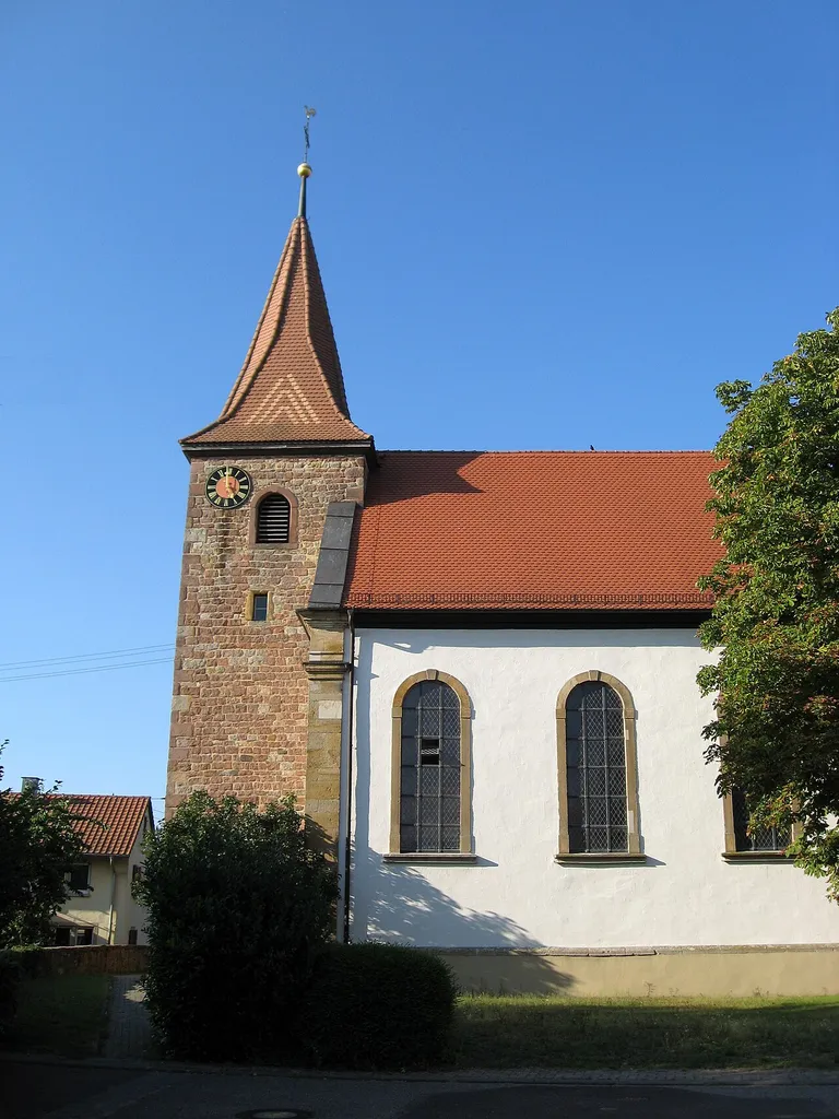 Protestantische Pfarrkirche, Hauptstraße 38 in Freimersheim; Ansicht von Süden