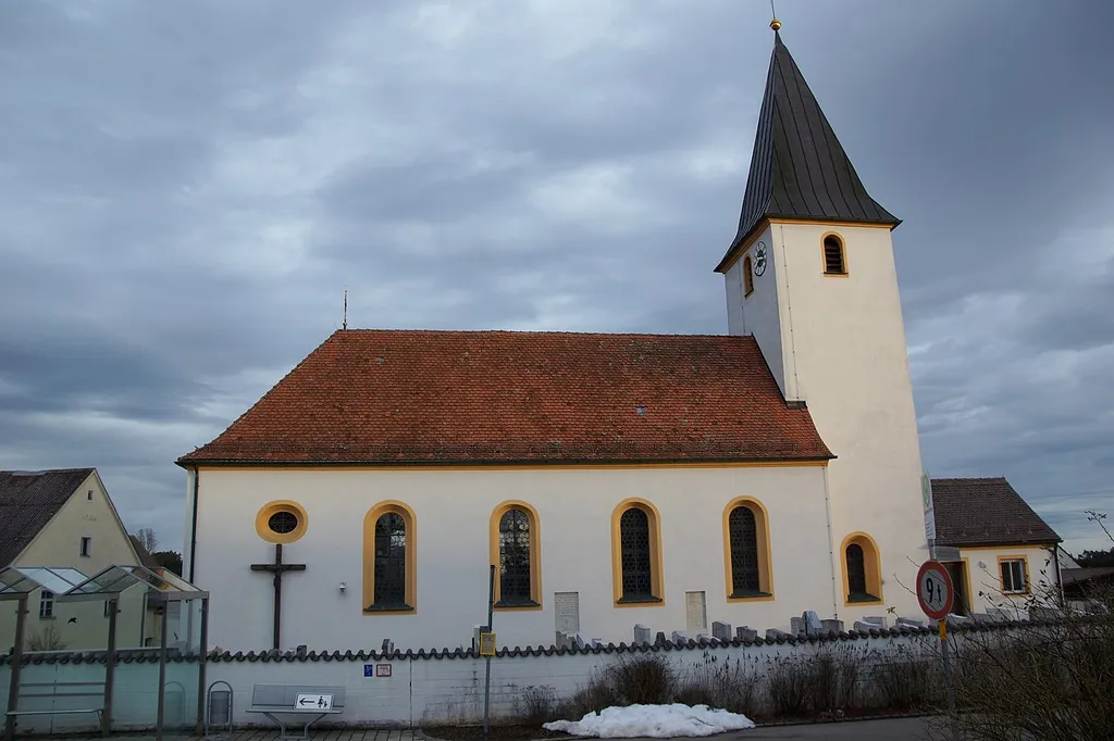 Die katholische Kirche St. Alban' in Döllwang bei Deining