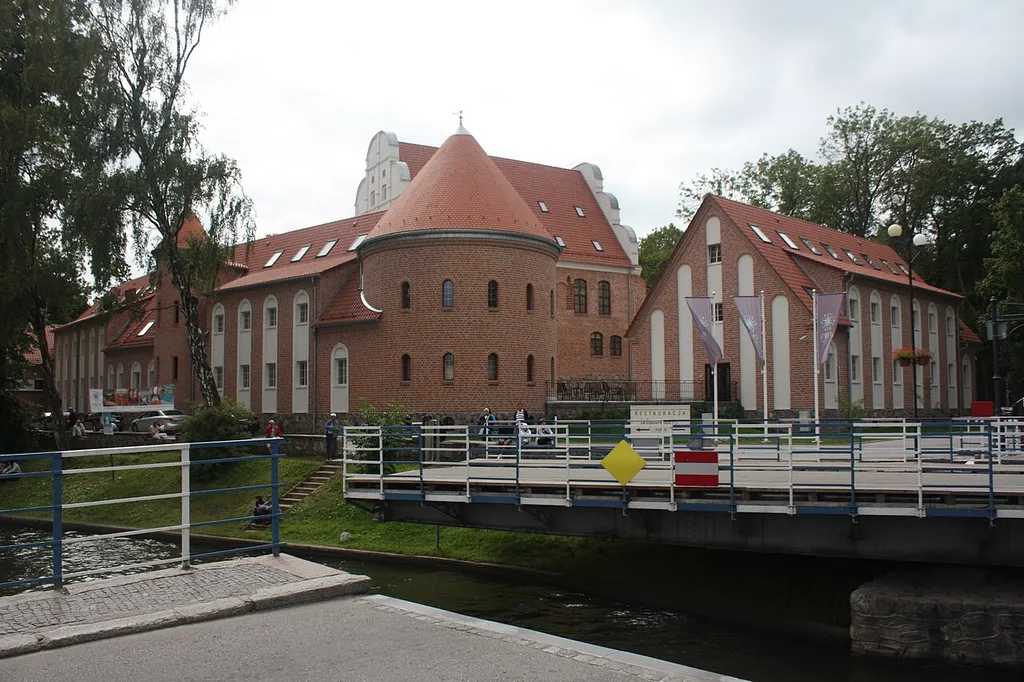 The making of this document was supported by Wikimedia Polska.