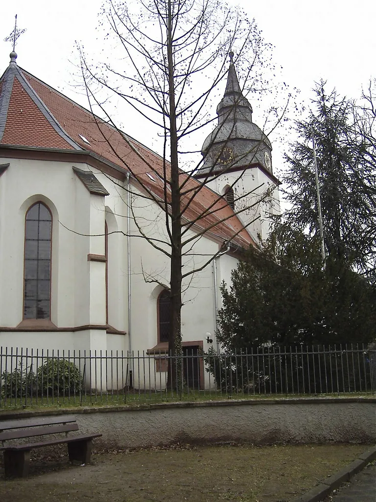 Evangelische Auferstehungskirche in Darmstadt-Arheilgen (Hessen)