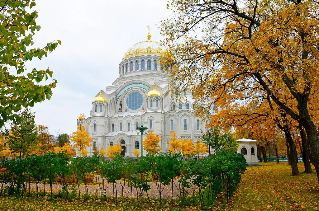 Garden of Kronstadt Naval Cathedral